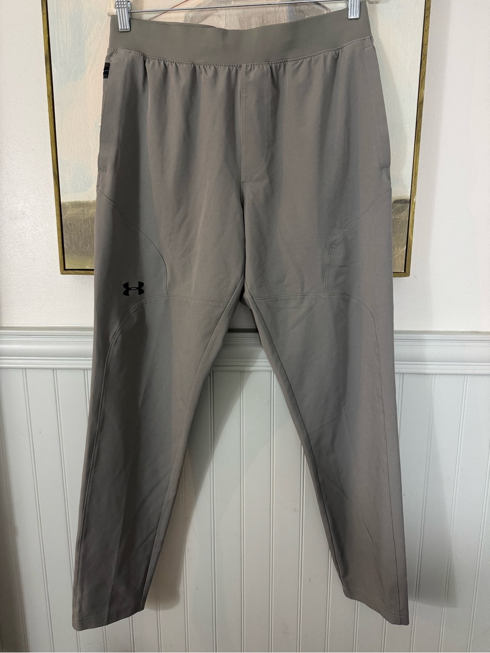 UNDER ARMOR Men's Fitted Gray Athletic Joggers Size Lg